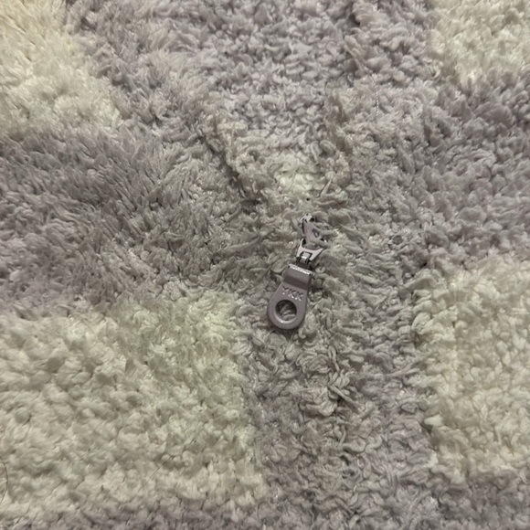 Barefoot Dreams Super Cozy Zippered Hoodie - Limited Edition - Picture 4 of 6